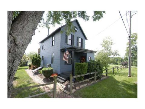 Photo of 101 Third Easy Street, Uniontown, PA 15401 (MLS # 1731762)