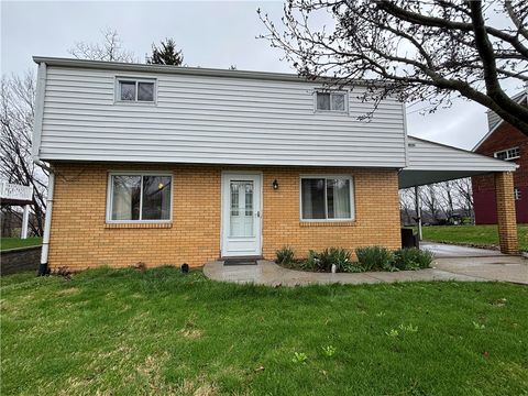 Photo of 546 Millers Ln, Pittsburgh, PA 15239 (MLS # 1746384)