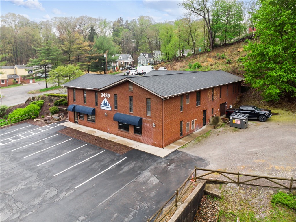 3439 Babcock Blvd