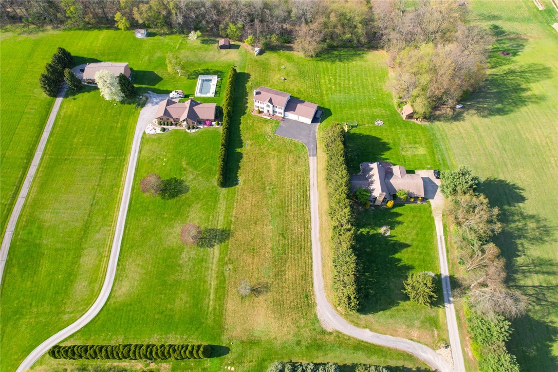 91 Green Manor Dr
