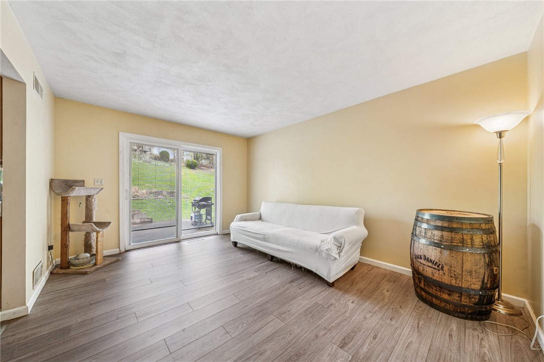 City Of Greensburg, Pennsylvania 15601, United States, 3 Bedrooms Bedrooms, ,3 BathroomsBathrooms,Residential,Active,118126