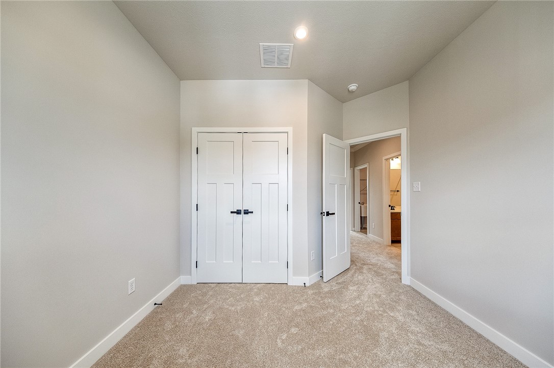 Cranberry Twp, Pennsylvania 16066, United States, 3 Bedrooms Bedrooms, ,3 BathroomsBathrooms,Residential,Active,111314