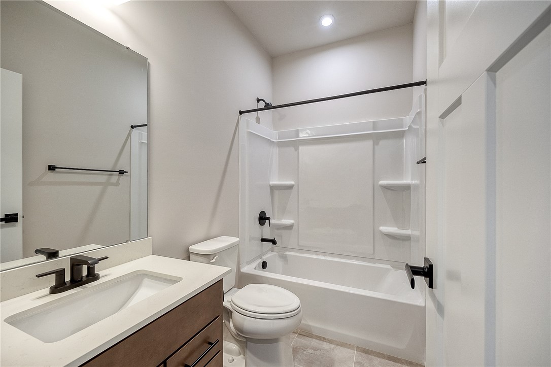 Cranberry Twp, Pennsylvania 16066, United States, 3 Bedrooms Bedrooms, ,3 BathroomsBathrooms,Residential,Active,111314