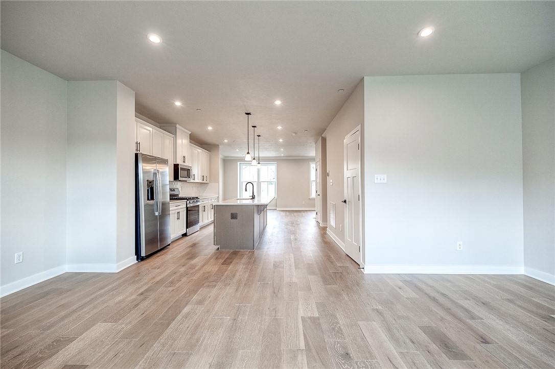 Cranberry Twp, Pennsylvania 16066, United States, 3 Bedrooms Bedrooms, ,3 BathroomsBathrooms,Residential,Active,111314