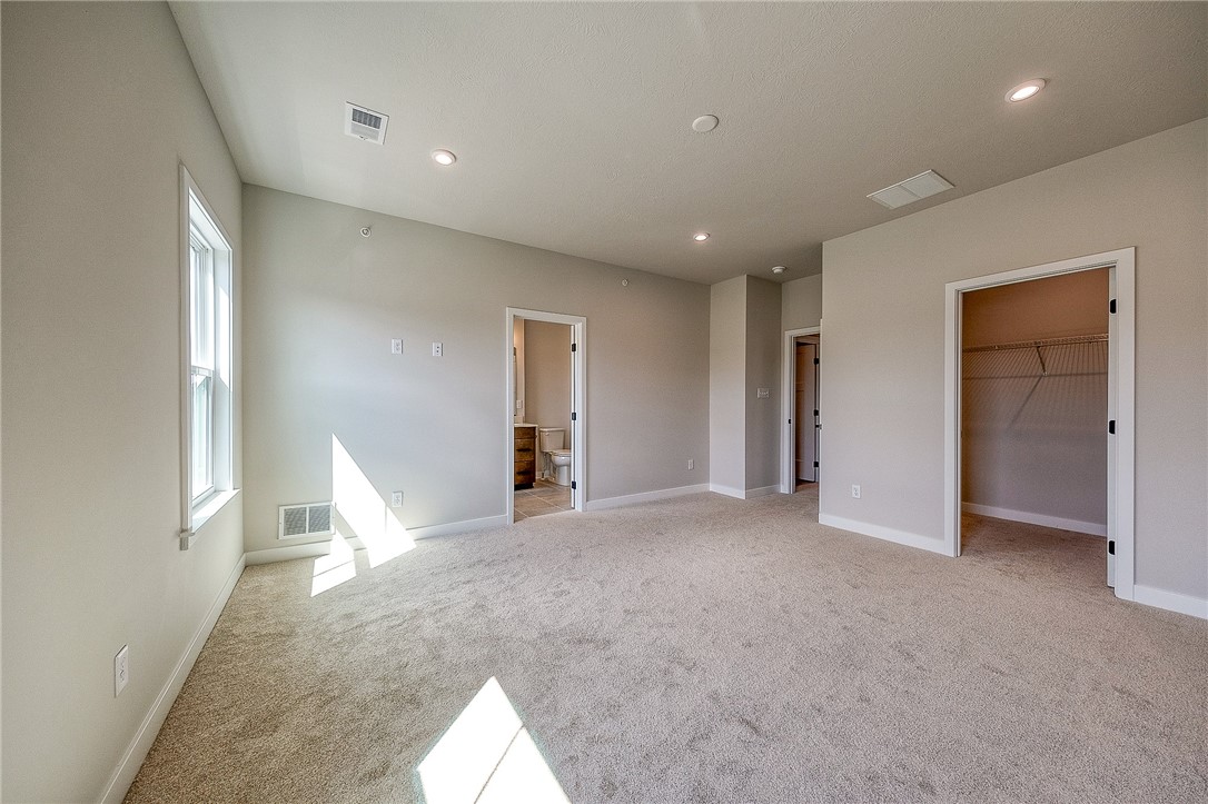 Cranberry Twp, Pennsylvania 16066, United States, 3 Bedrooms Bedrooms, ,3 BathroomsBathrooms,Residential,Active,111314