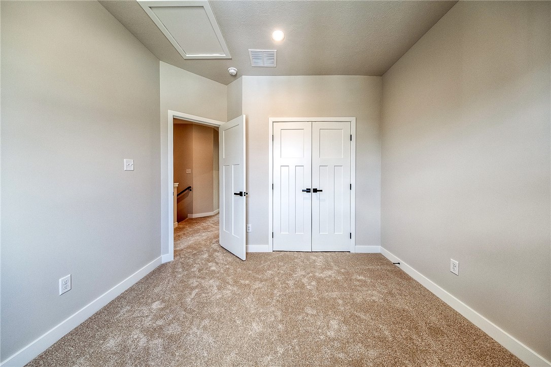 Cranberry Twp, Pennsylvania 16066, United States, 3 Bedrooms Bedrooms, ,3 BathroomsBathrooms,Residential,Active,111314