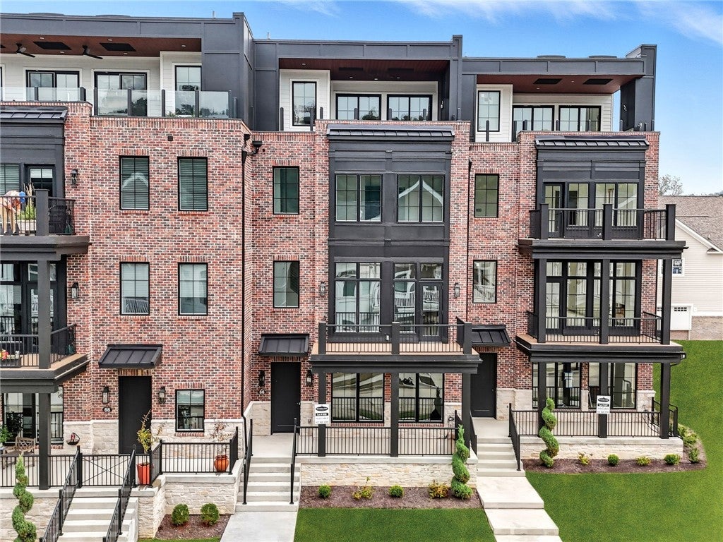64 1st Street