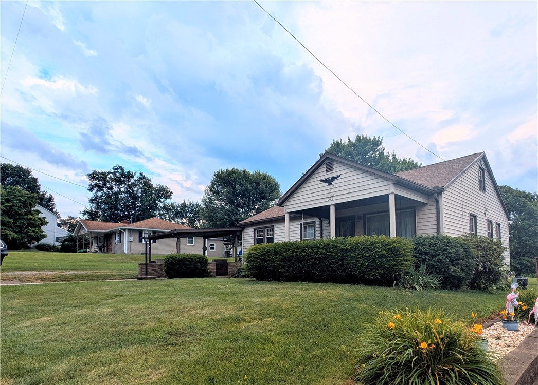 Derry Twp, Pennsylvania 15671, United States, 3 Bedrooms Bedrooms, ,2 BathroomsBathrooms,Residential,Active,164741