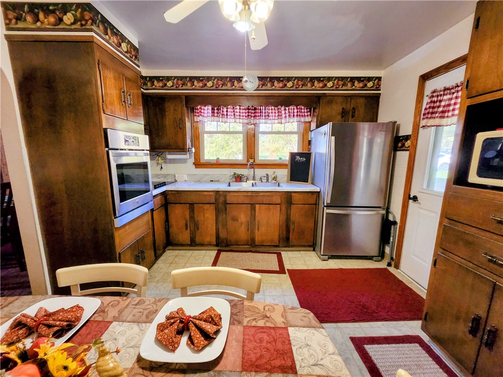 Derry Twp, Pennsylvania 15671, United States, 3 Bedrooms Bedrooms, ,2 BathroomsBathrooms,Residential,Active,164741