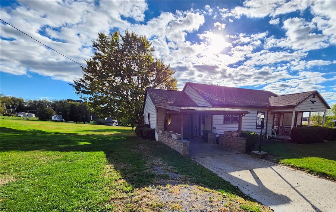 Derry Twp, Pennsylvania 15671, United States, 3 Bedrooms Bedrooms, ,2 BathroomsBathrooms,Residential,Active,164741