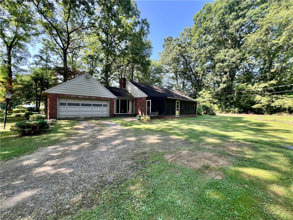 963 Kings Chapel Rd