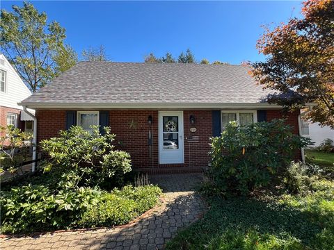 Photo of 211 Shady Ave, Cheswick, PA 15024 (MLS # 1725588)