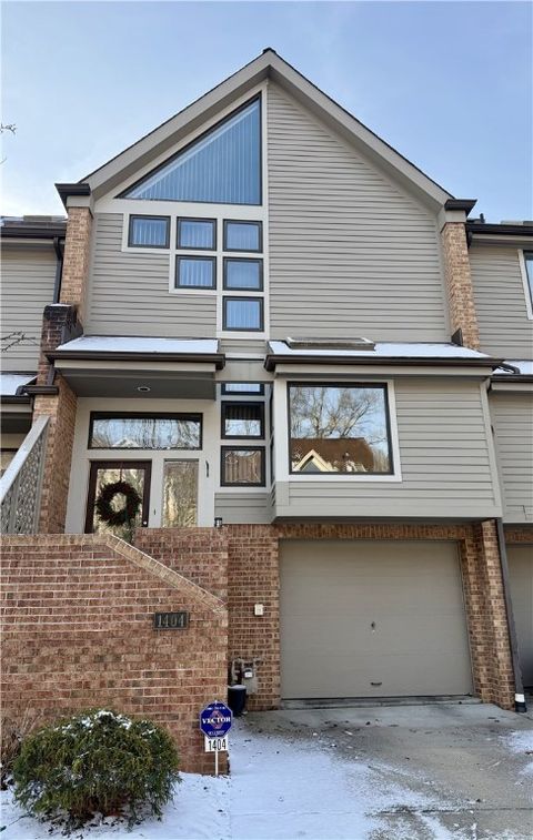 Photo of 1404 Towne Square Dr, Allison Park, PA 15101 (MLS # 1734994)