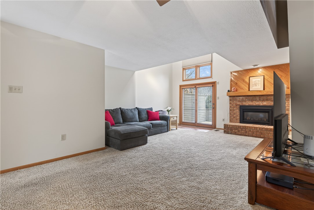 1404 Towne Square Dr