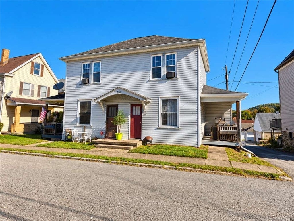 119 E Madison