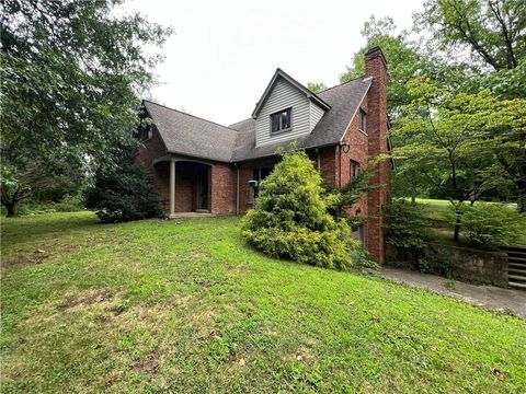 818 Gardner Stop Rd Shenango Twp - LAW PA 16101