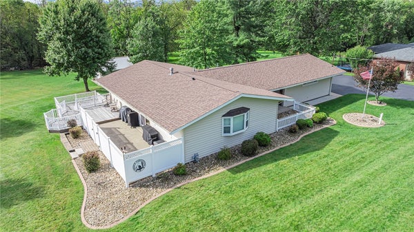 1131 WESTERN AVE, BEAVER, PA 15009 - Image f511546fcbf07fd13ea2bb1110b2d000/2870803512