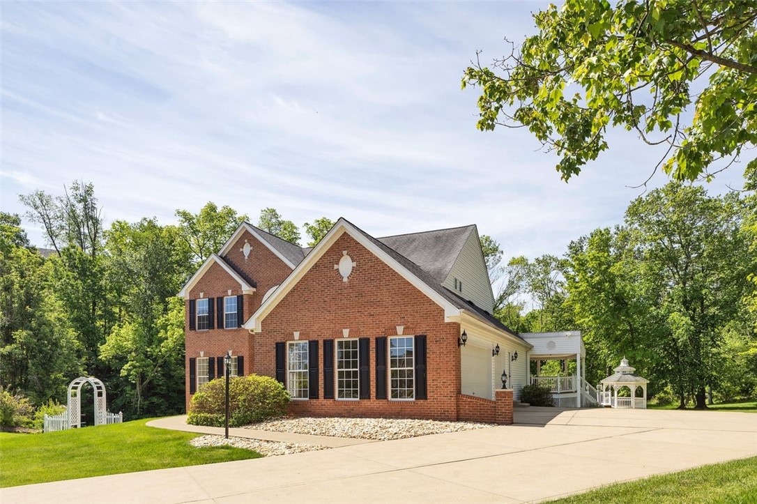 425 Mallard Dr