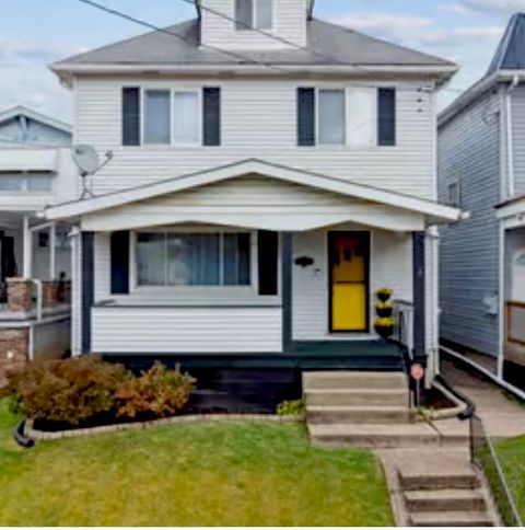 Photo of 1820 Victoria Ave, New Kensington, PA 15068 (MLS # 1729128)