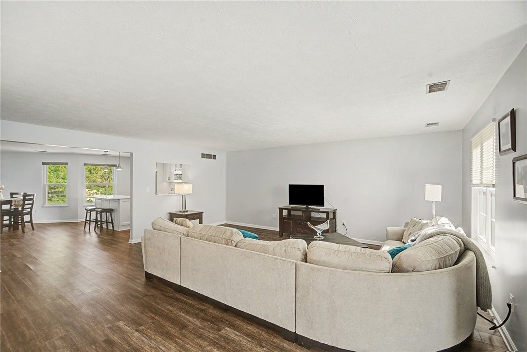 540 Lakewood Dr