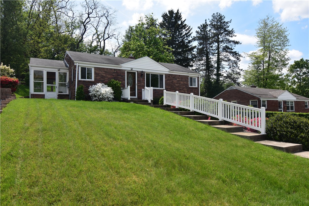 2113 Hillard Rd Rd, Bethel Park, Pennsylvania image 3