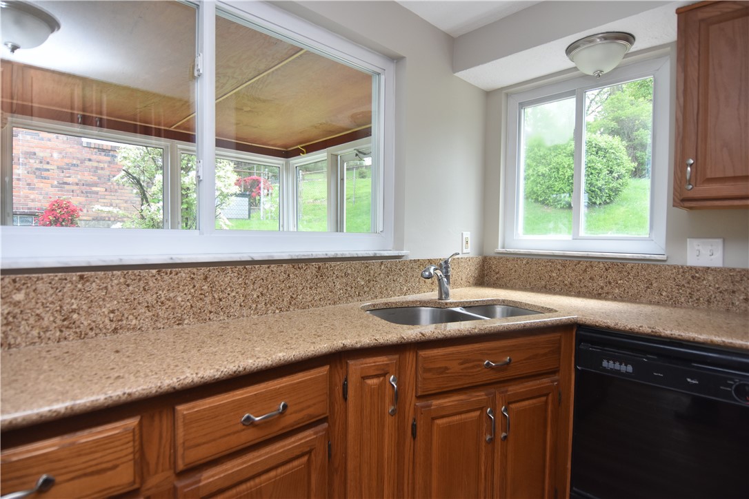 2113 Hillard Rd Rd, Bethel Park, Pennsylvania image 12