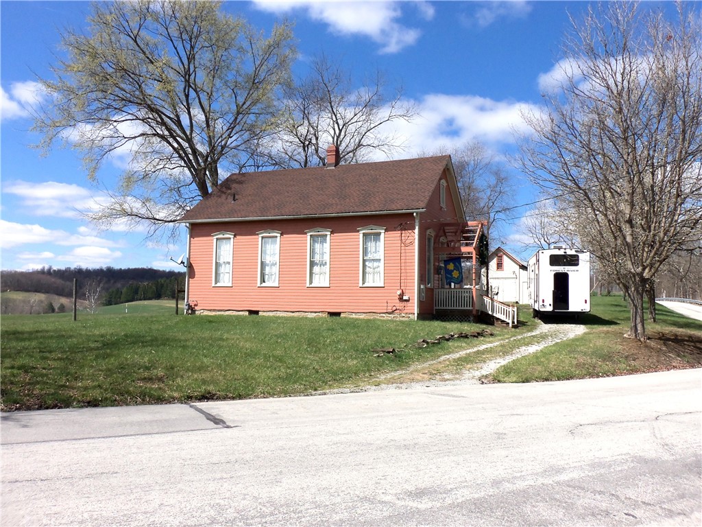 Amwell, Pennsylvania 15345, United States, 2 Bedrooms Bedrooms, ,1 BathroomBathrooms,Residential,Pending,106472