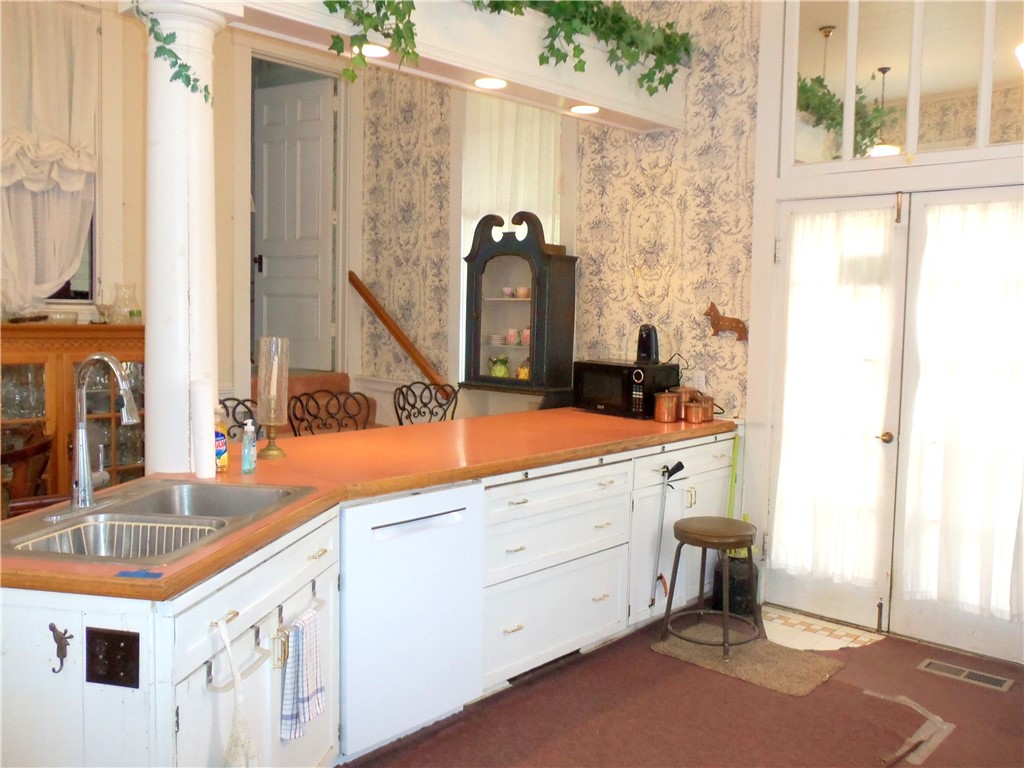 Amwell, Pennsylvania 15345, United States, 2 Bedrooms Bedrooms, ,1 BathroomBathrooms,Residential,Pending,106472