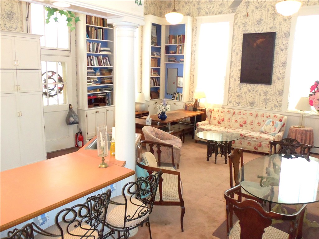 Amwell, Pennsylvania 15345, United States, 2 Bedrooms Bedrooms, ,1 BathroomBathrooms,Residential,Pending,106472