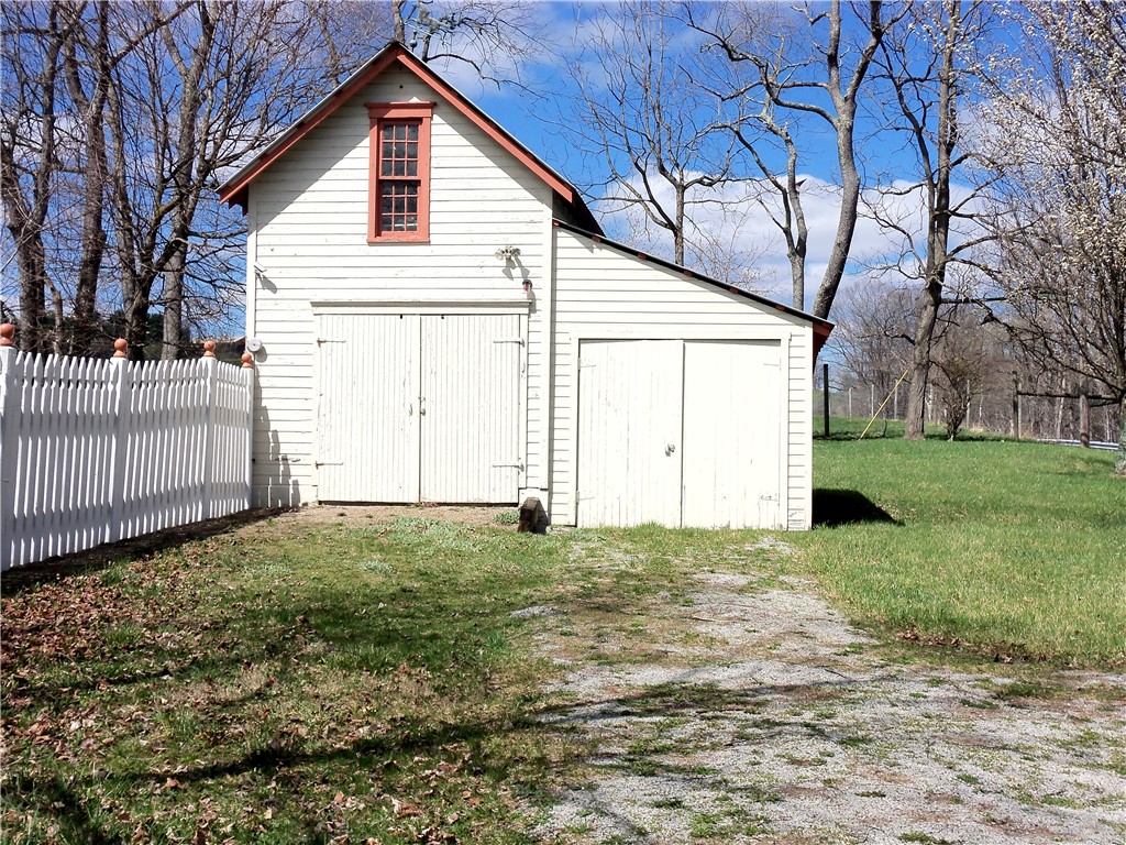 Amwell, Pennsylvania 15345, United States, 2 Bedrooms Bedrooms, ,1 BathroomBathrooms,Residential,Pending,106472
