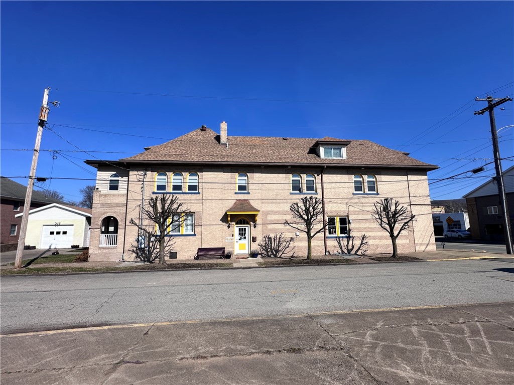 Connellsville, Pennsylvania 15425, United States, ,Residential,Active,96002