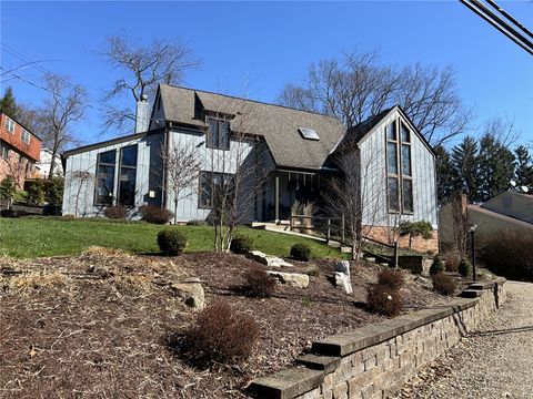 Photo of 2272 Morrow Rd, Pittsburgh, PA 15241 (MLS # 1732253)