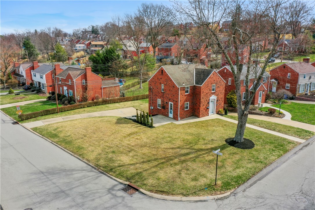 4203 Mckee Drive Dr, Whitehall, Pennsylvania image 1