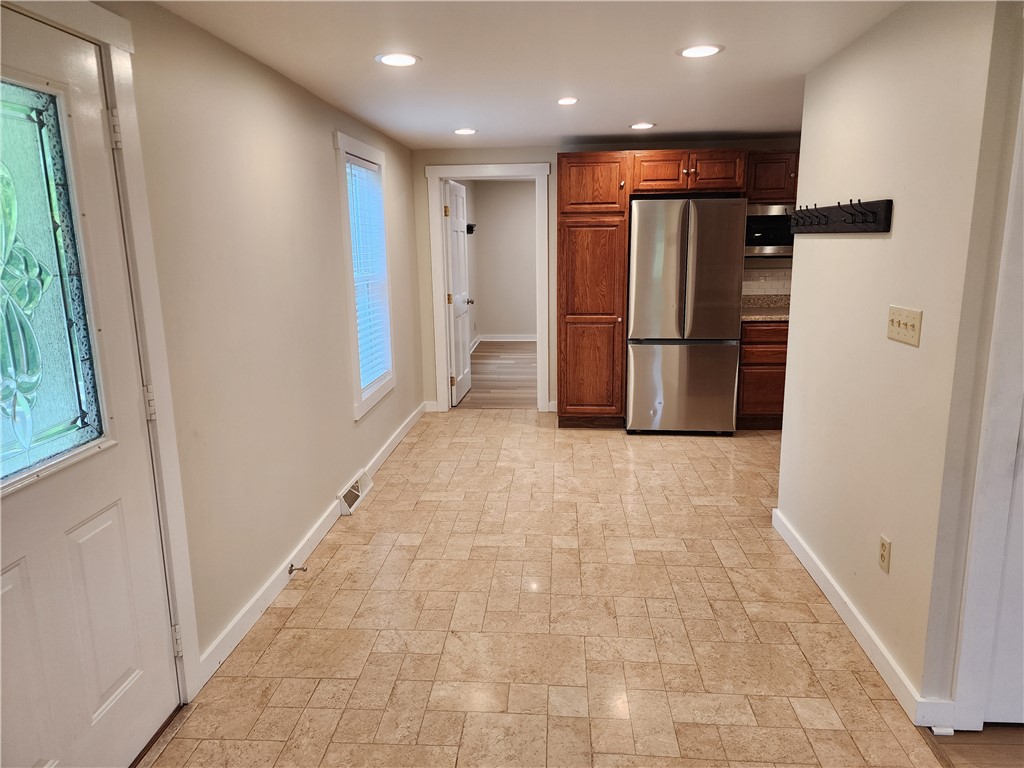 West Bethlehem, Pennsylvania 15311, United States, 3 Bedrooms Bedrooms, ,2 BathroomsBathrooms,Residential,Active,142342