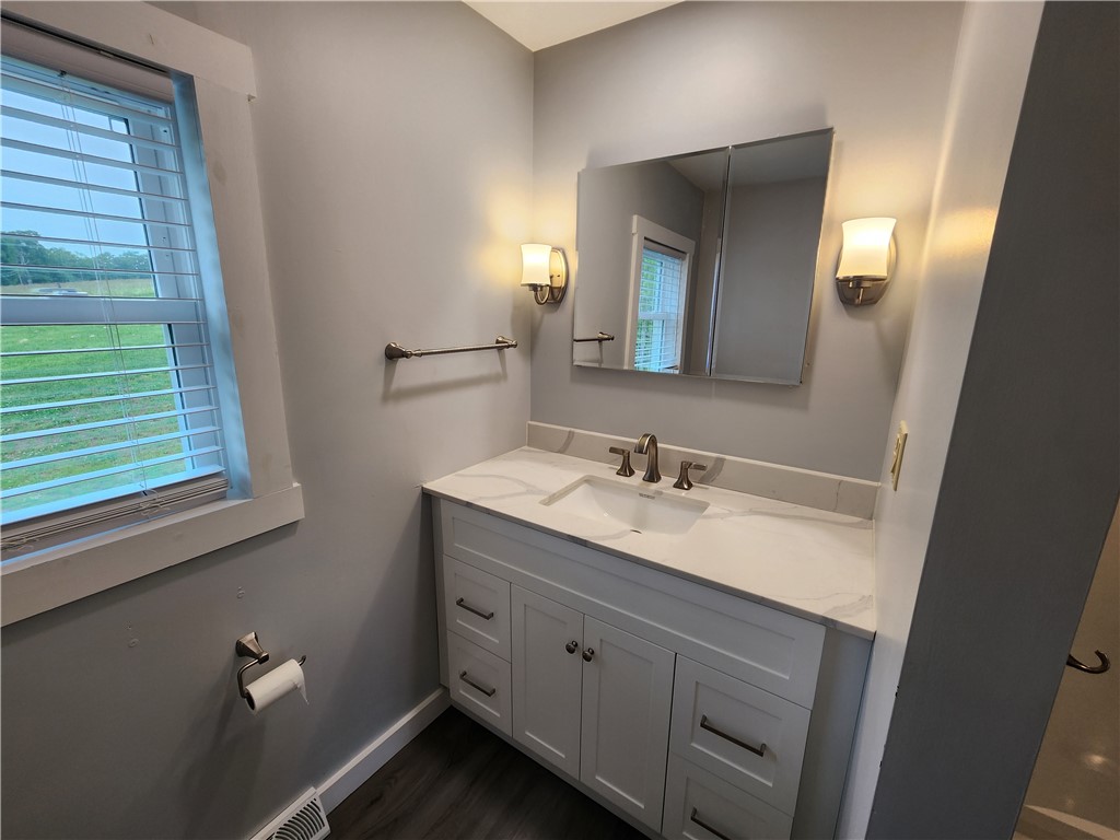 West Bethlehem, Pennsylvania 15311, United States, 3 Bedrooms Bedrooms, ,2 BathroomsBathrooms,Residential,Active,142342