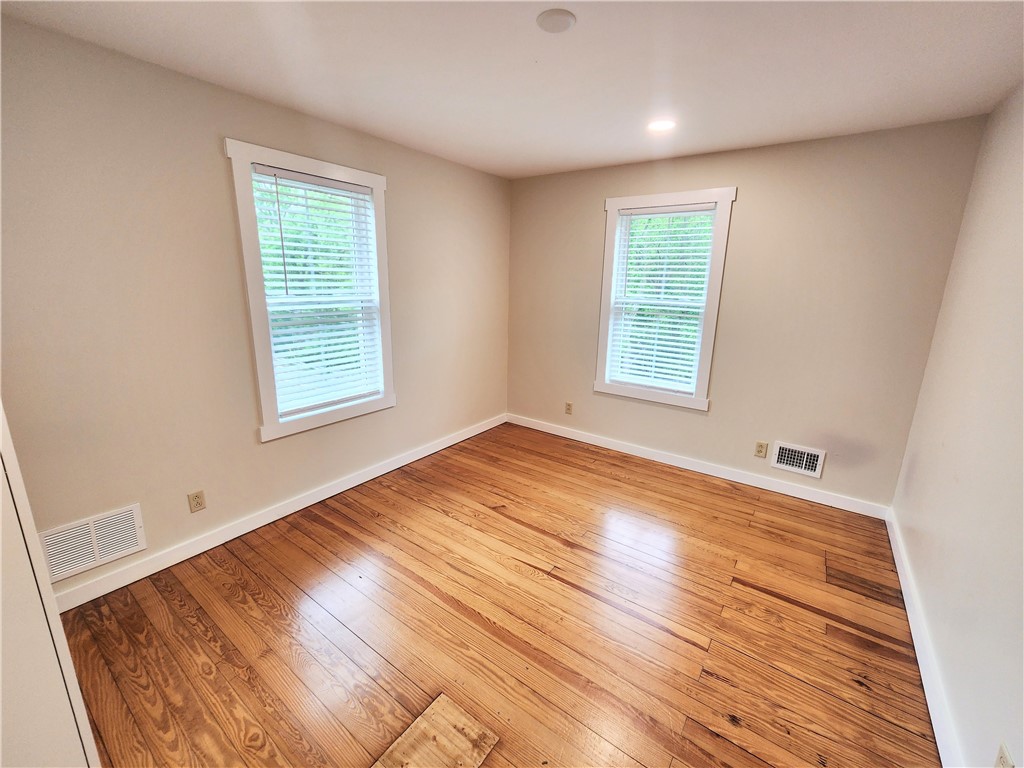 West Bethlehem, Pennsylvania 15311, United States, 3 Bedrooms Bedrooms, ,2 BathroomsBathrooms,Residential,Active,142342