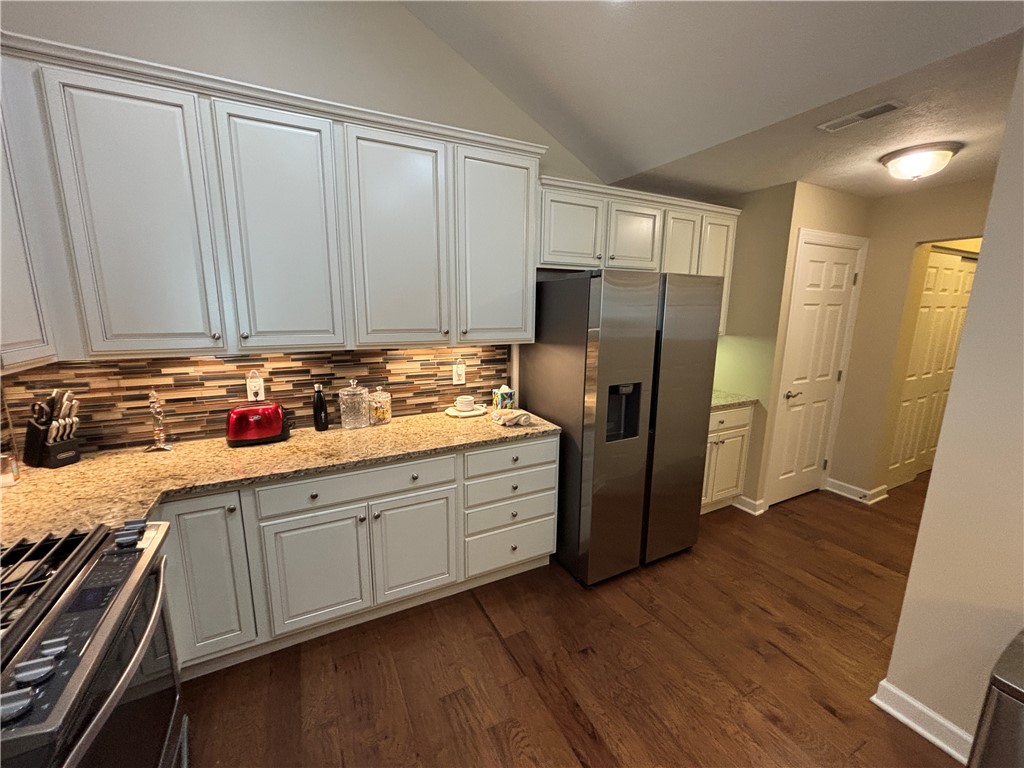 Connoquenessing Twp, Pennsylvania 16053, United States, 2 Bedrooms Bedrooms, ,2 BathroomsBathrooms,Residential,Active,203839