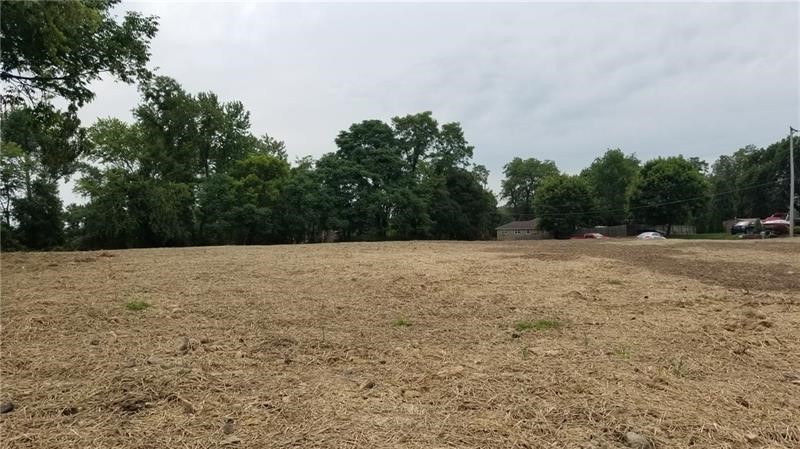 1255 Maple Street Ext