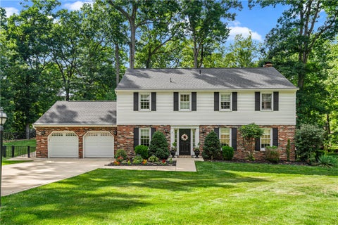 Photo for 109 Lyndon Ln