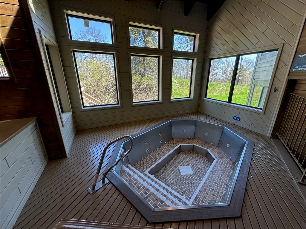 Seven Springs Resort, Pennsylvania 15557, United States, 2 Bedrooms Bedrooms, ,2 BathroomsBathrooms,Residential,Active,143308