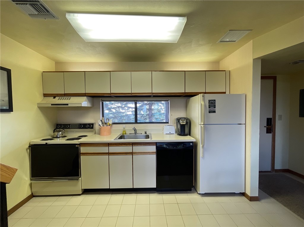 Seven Springs Resort, Pennsylvania 15557, United States, 2 Bedrooms Bedrooms, ,2 BathroomsBathrooms,Residential,Active,143308