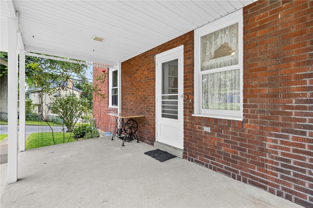 Banksville/Westwood, Pennsylvania 15205, United States, 3 Bedrooms Bedrooms, ,1 BathroomBathrooms,Residential,Active,176147