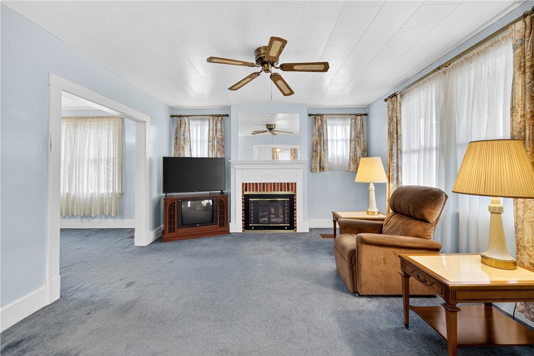 Banksville/Westwood, Pennsylvania 15205, United States, 3 Bedrooms Bedrooms, ,1 BathroomBathrooms,Residential,Active,176147