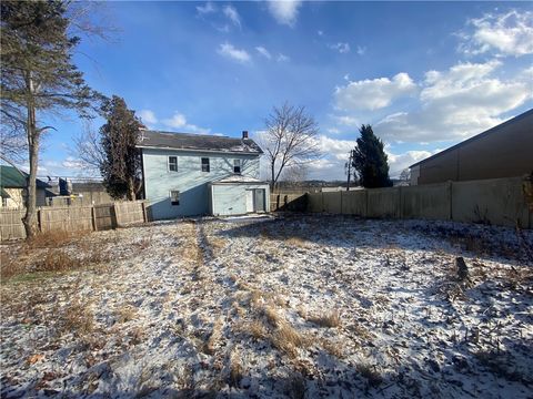 Photo of 511 N Fourth St, Youngwood, PA 15697 (MLS # 1737540)