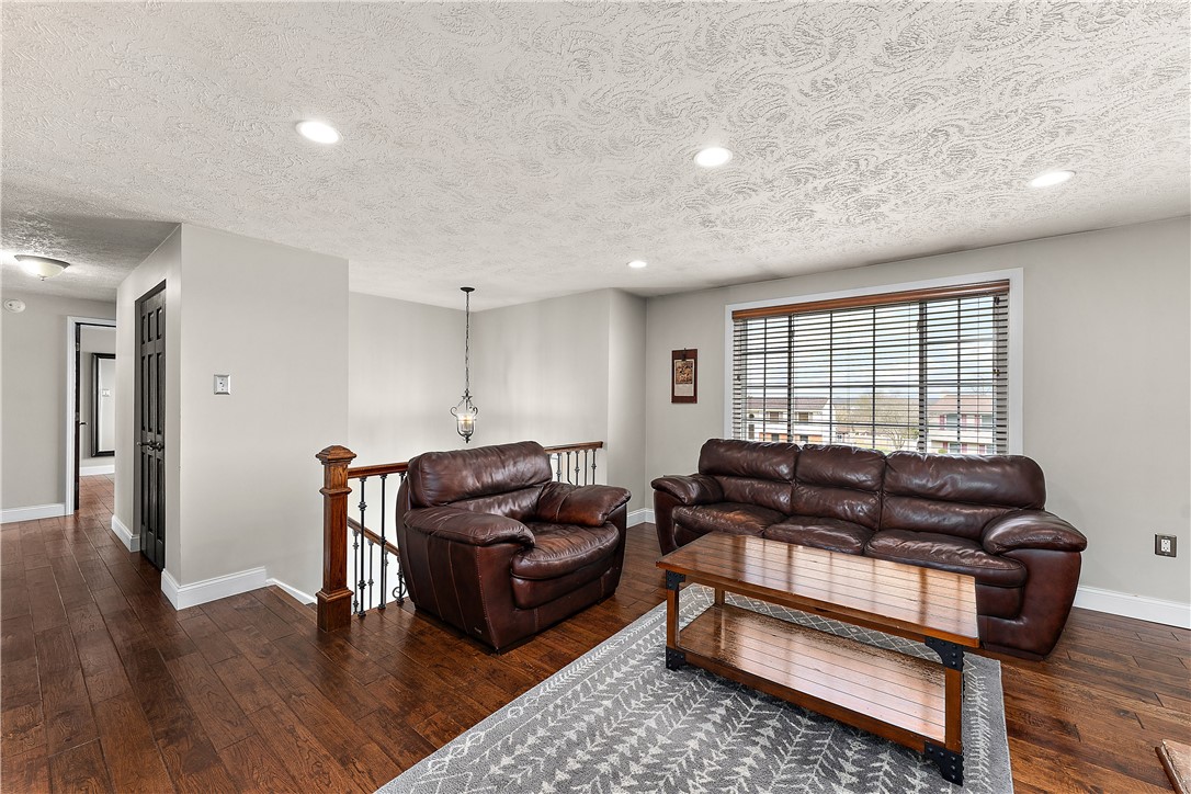 Economy, Pennsylvania 15042, United States, 3 Bedrooms Bedrooms, ,2 BathroomsBathrooms,Residential,Active,114194