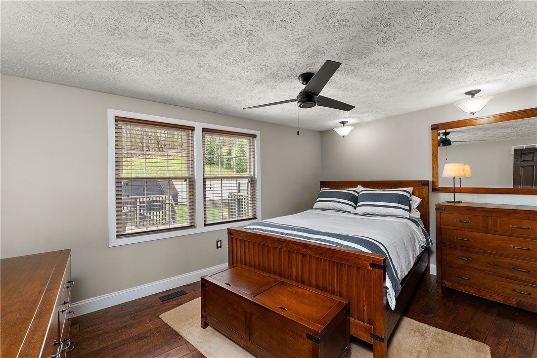 Economy, Pennsylvania 15042, United States, 3 Bedrooms Bedrooms, ,2 BathroomsBathrooms,Residential,Active,114194