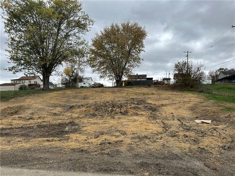 348 1st St North Union Twp PA 15401