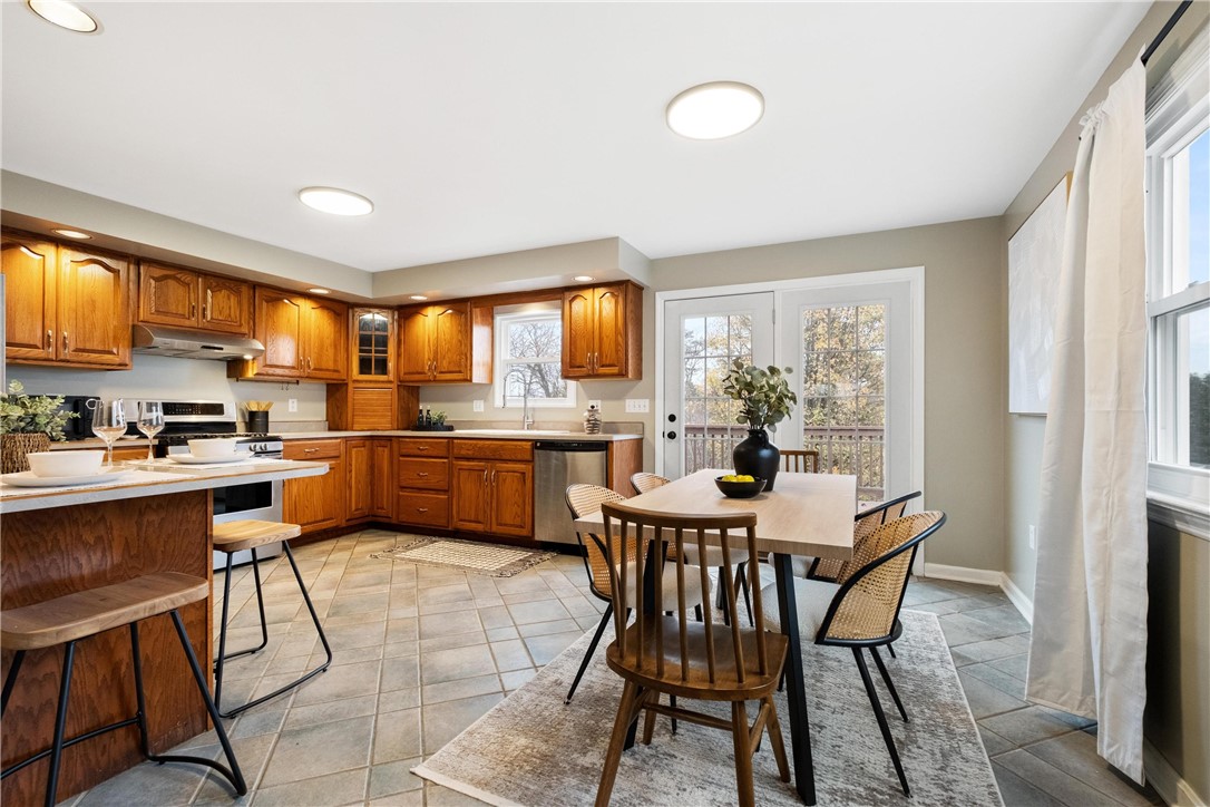 1513 Charlton Heights Rd, Coraopolis, Pennsylvania image 8