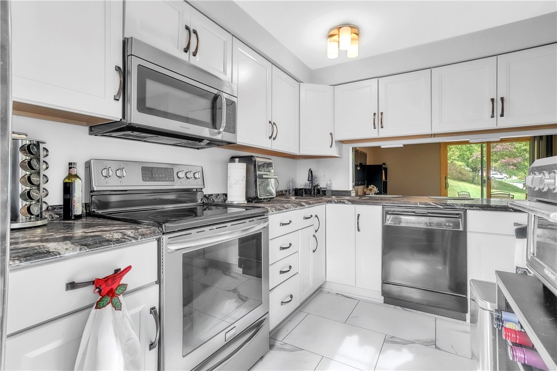 Whitehall, Pennsylvania 15236, United States, 2 Bedrooms Bedrooms, ,2 BathroomsBathrooms,Residential,Active,235549