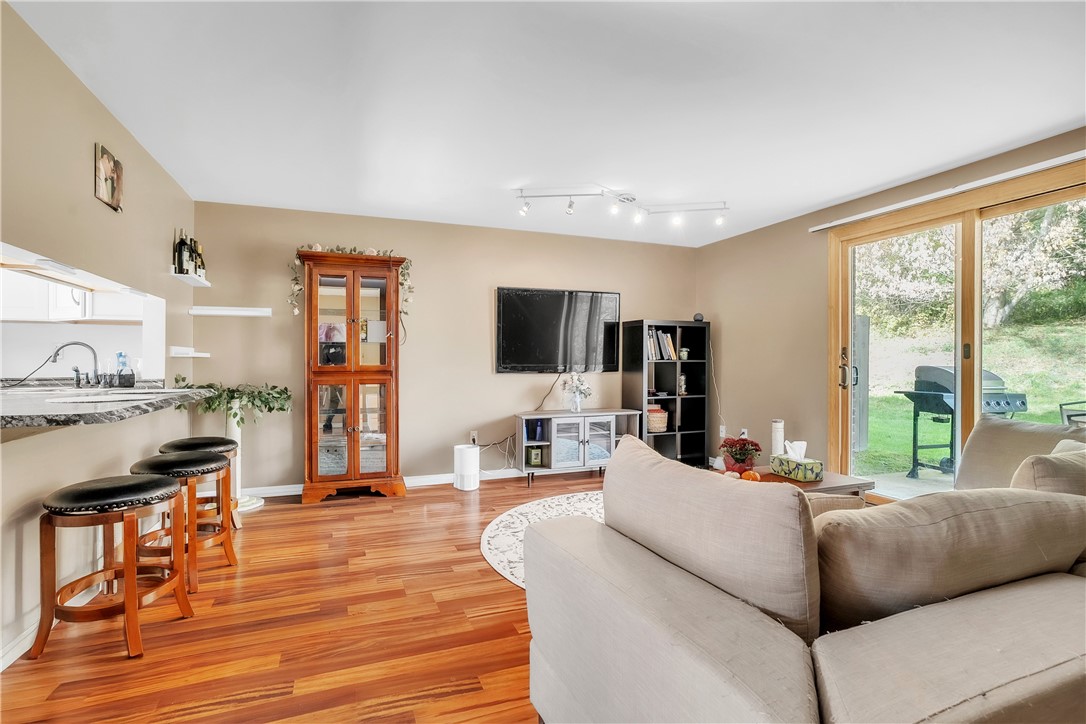 Whitehall, Pennsylvania 15236, United States, 2 Bedrooms Bedrooms, ,2 BathroomsBathrooms,Residential,Active,235549